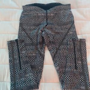 Nike workout leggings